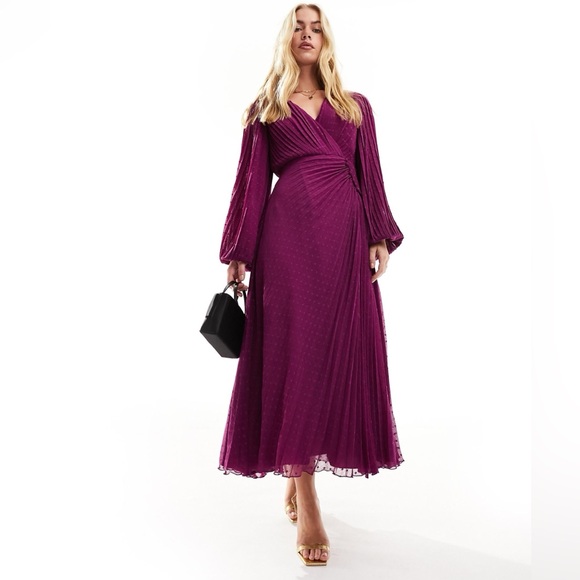 Chiffon Wrap  Dress - Picture 2 of 3